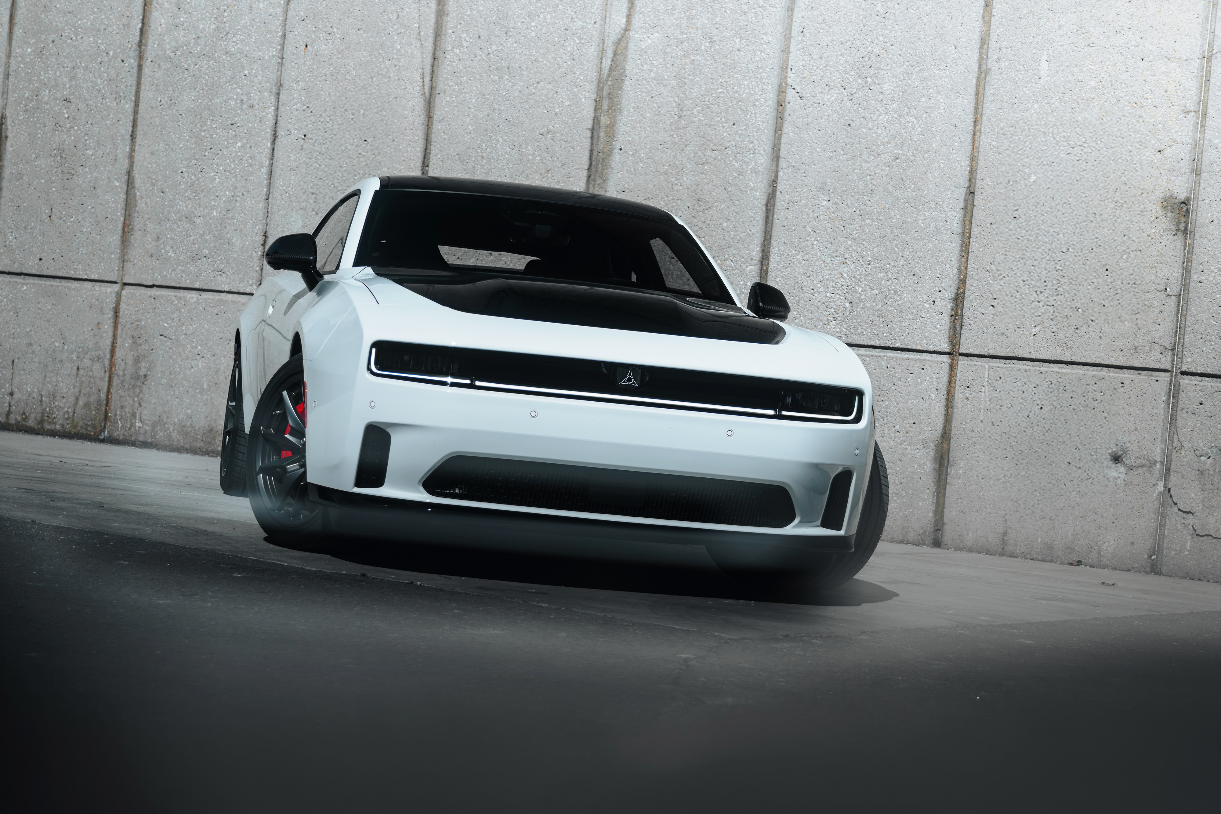 2026-Dodge-Charger-2Door-Coupe-L02.jpg